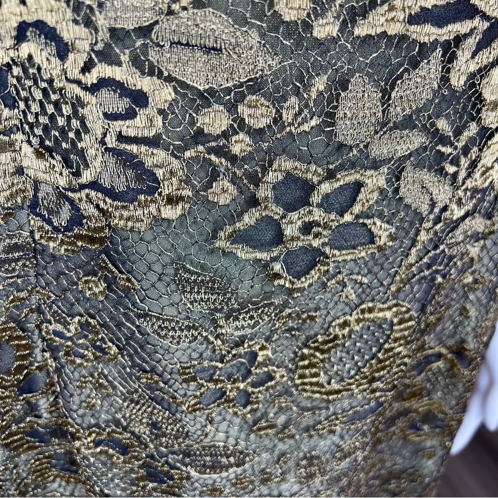 Escada Margaretha Ley Metallic Gold Lace Sheath‎ Dress 36 - Picture 9 of 9